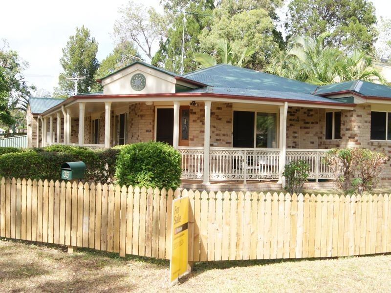 35 Carefree, Coochiemudlo Island QLD 4184