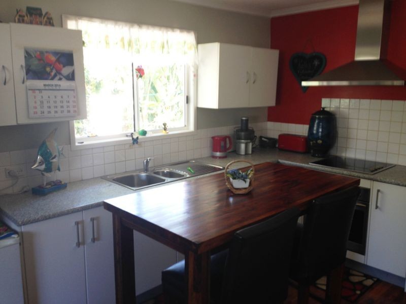 35 Shirley, Coochiemudlo Island QLD 4184