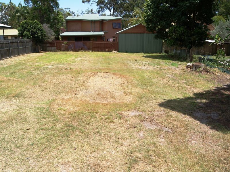 5 Cypress, Coochiemudlo Island QLD 4184