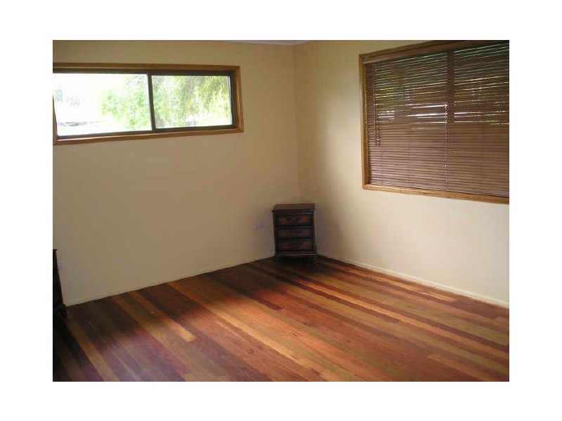 25 Perulpa Street, Coochiemudlo Island QLD 4184