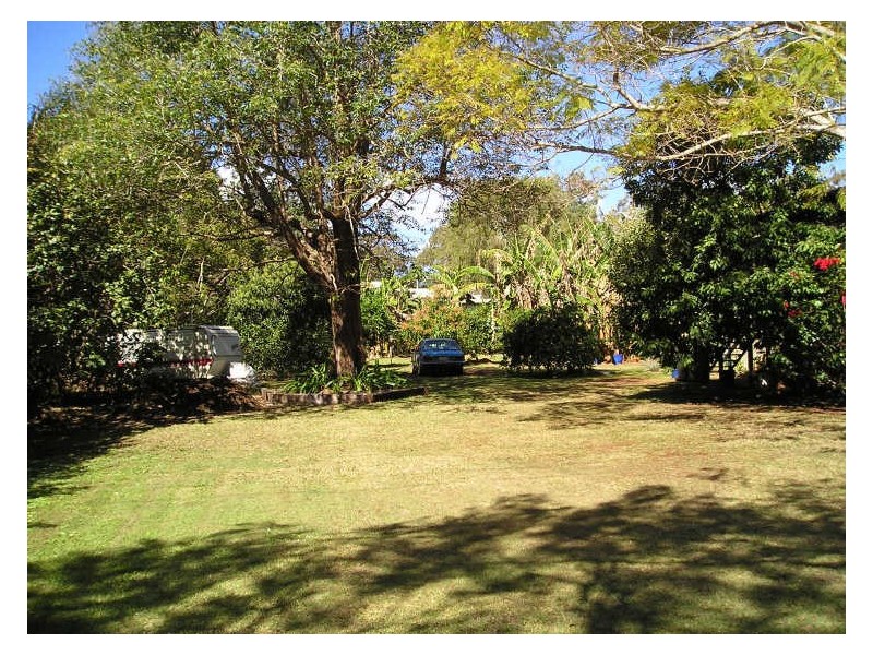 3 Eprapah Street, Coochiemudlo Island QLD 4184