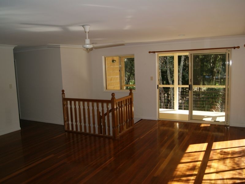 32 Victoria Parade, Coochiemudlo Island QLD 4184