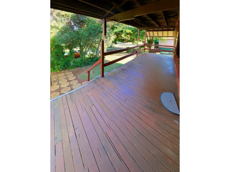 3 Dawn Street, Coochiemudlo Island QLD 4184