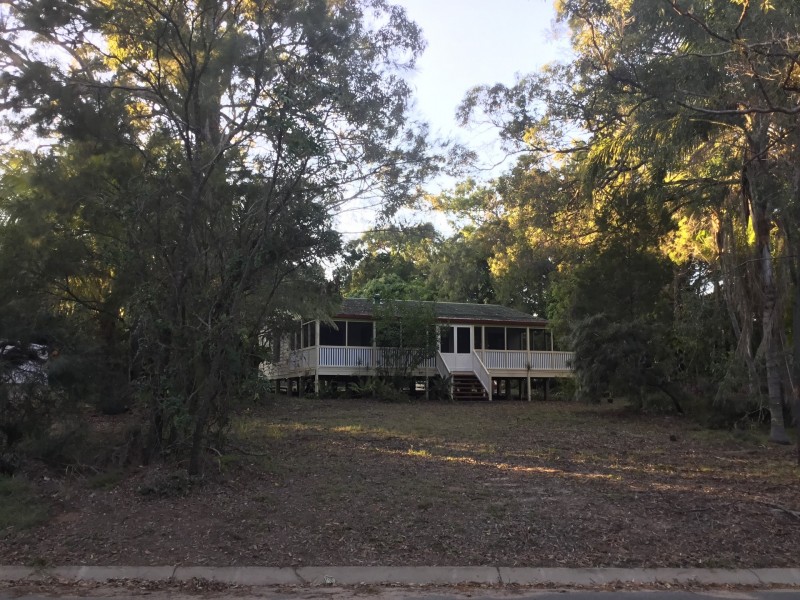 13 EROBIN STREET, Coochiemudlo Island QLD 4184