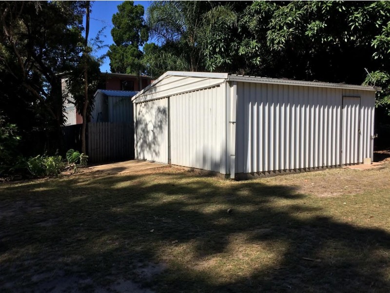 13 EROBIN STREET, Coochiemudlo Island QLD 4184