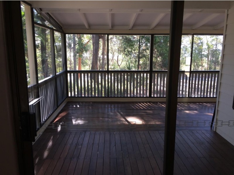 13 EROBIN STREET, Coochiemudlo Island QLD 4184