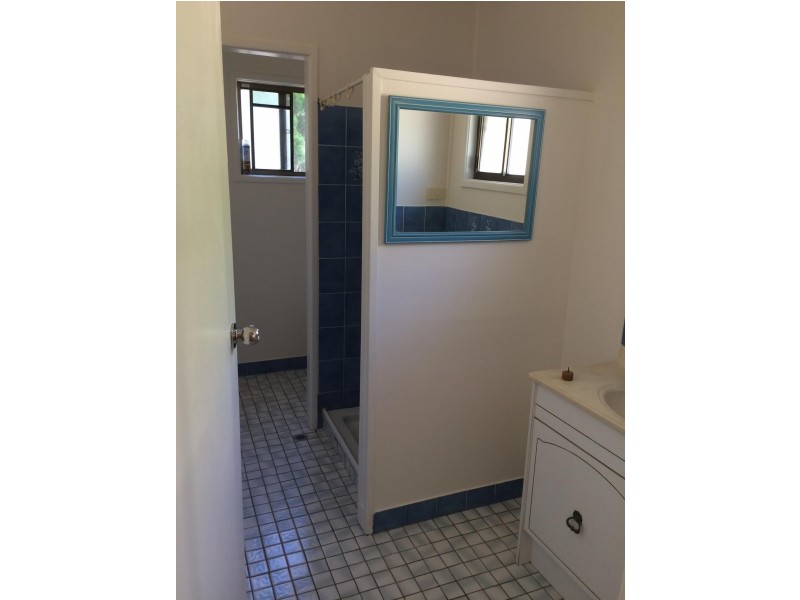 13 EROBIN STREET, Coochiemudlo Island QLD 4184