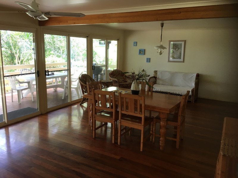 210 Victoria parade, Coochiemudlo Island QLD 4184