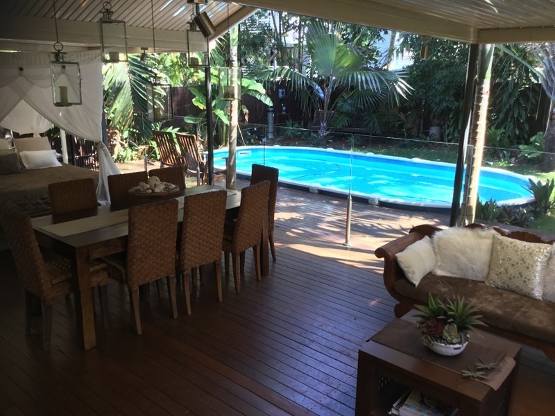 6 Carefree street, Coochiemudlo Island QLD 4184