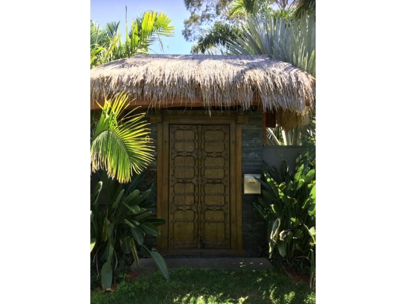 6 Carefree street, Coochiemudlo Island QLD 4184