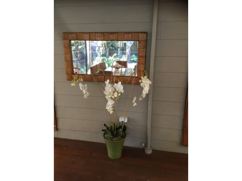 6 Carefree street, Coochiemudlo Island QLD 4184