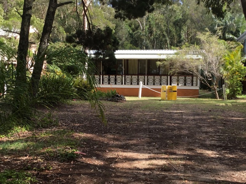 44 Victoria Parade south, Coochiemudlo Island QLD 4184