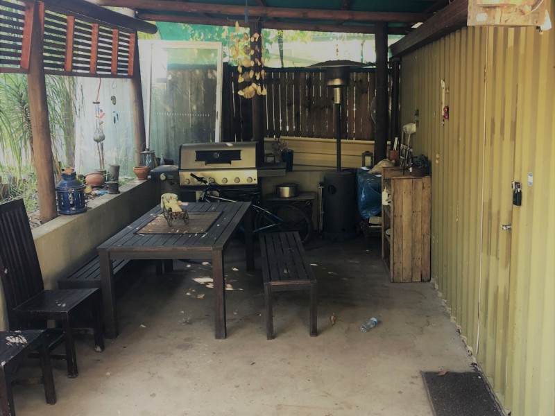 11 Elizabeth Street, Coochiemudlo Island QLD 4184