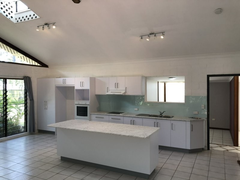 3 Mareela Street, Coochiemudlo Island QLD 4184