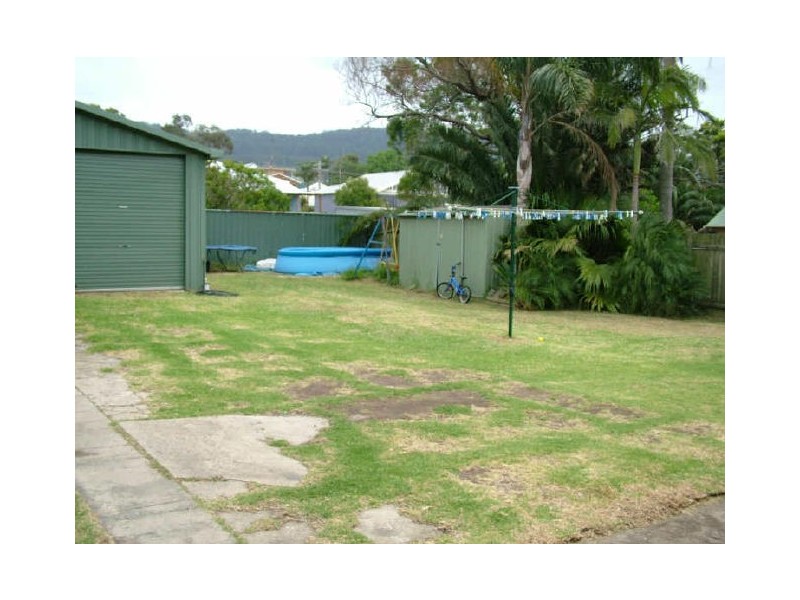 18 Mitchell Road, Woonona NSW 2517
