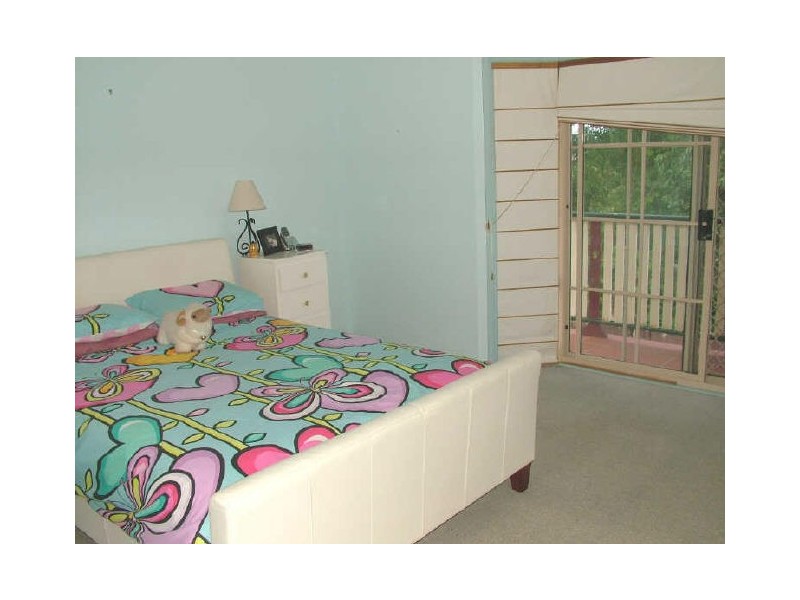 6 Victoria Lane, Woonona NSW 2517