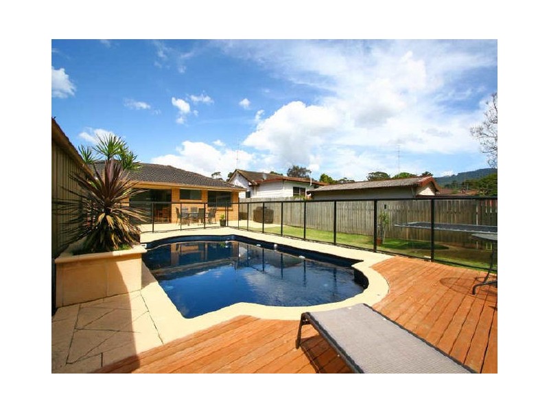 28 Lawrence Street, Woonona NSW 2517