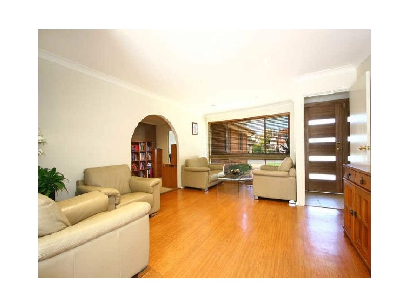 28 Lawrence Street, Woonona NSW 2517