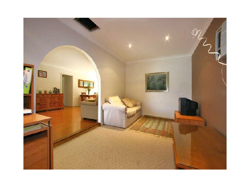 28 Lawrence Street, Woonona NSW 2517