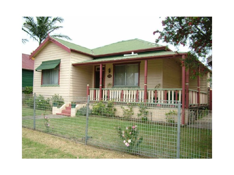 18 Mitchell Road, Woonona NSW 2517