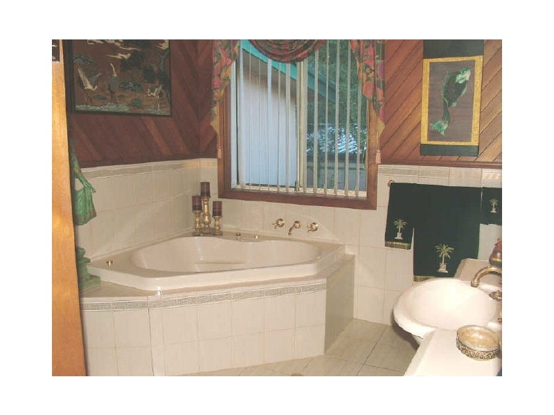 26 Stephen Drive, Woonona NSW 2517