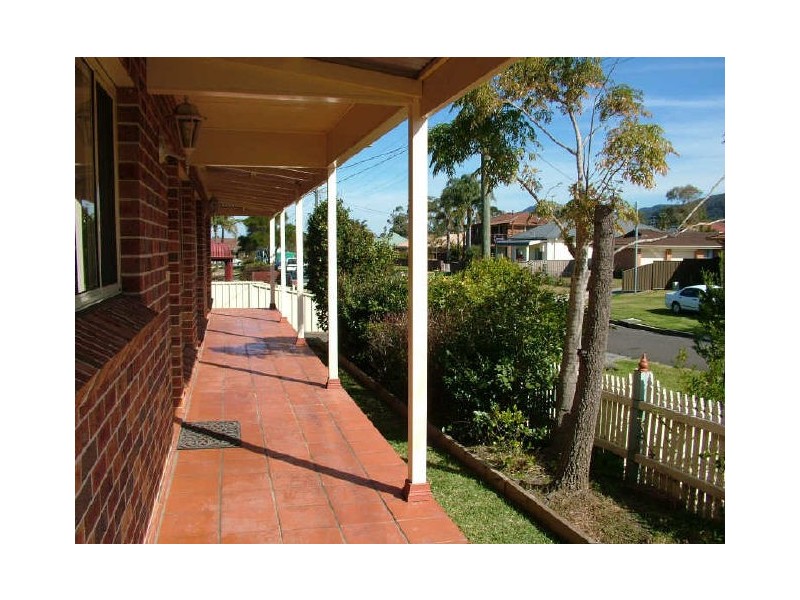 2/5 Monie Street, Woonona NSW 2517