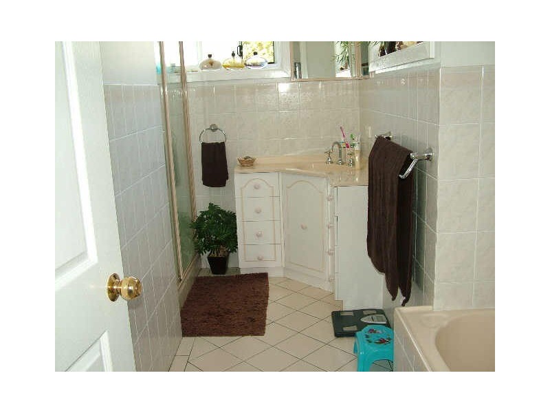 4 Gwyther Avenue, Bulli NSW 2516