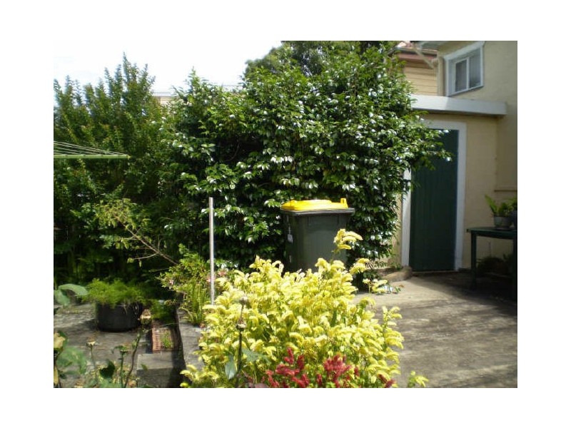 35 Owen Street, Bulli NSW 2516