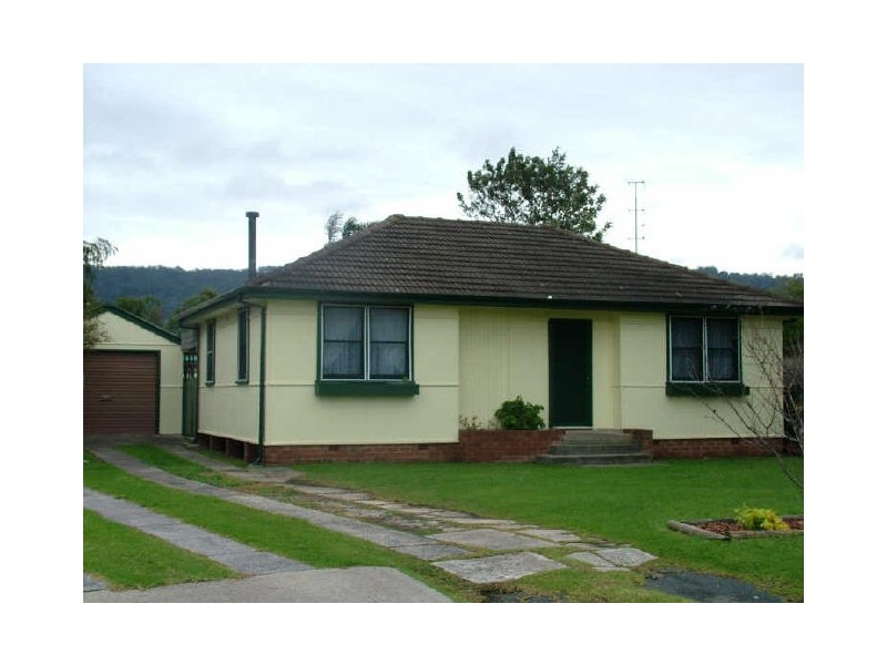 27 Lassiter Avenue, Woonona NSW 2517