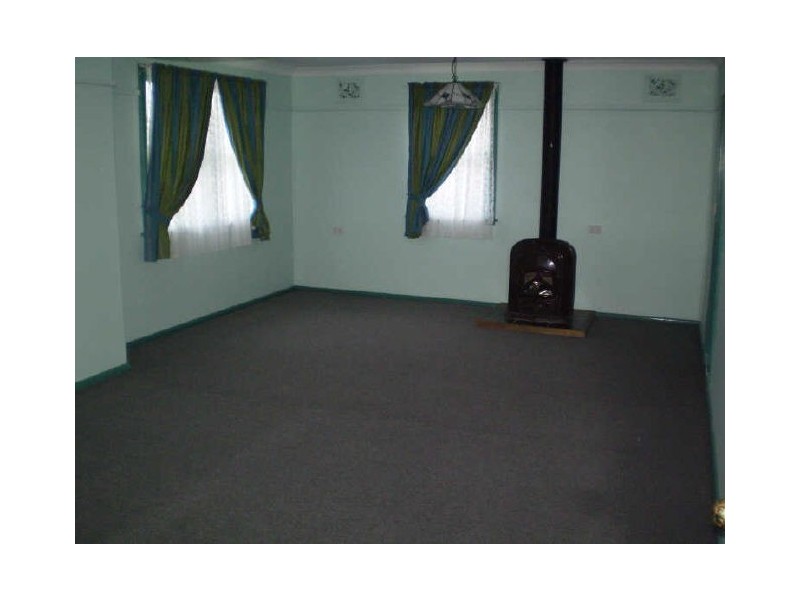 27 Lassiter Avenue, Woonona NSW 2517