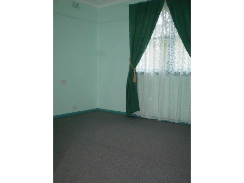 27 Lassiter Avenue, Woonona NSW 2517