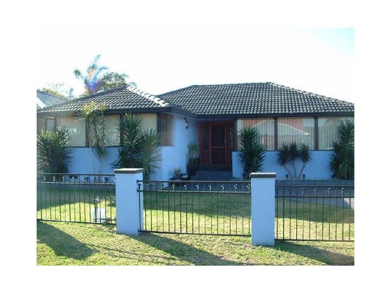 26 Jones Place, Corrimal NSW 2518