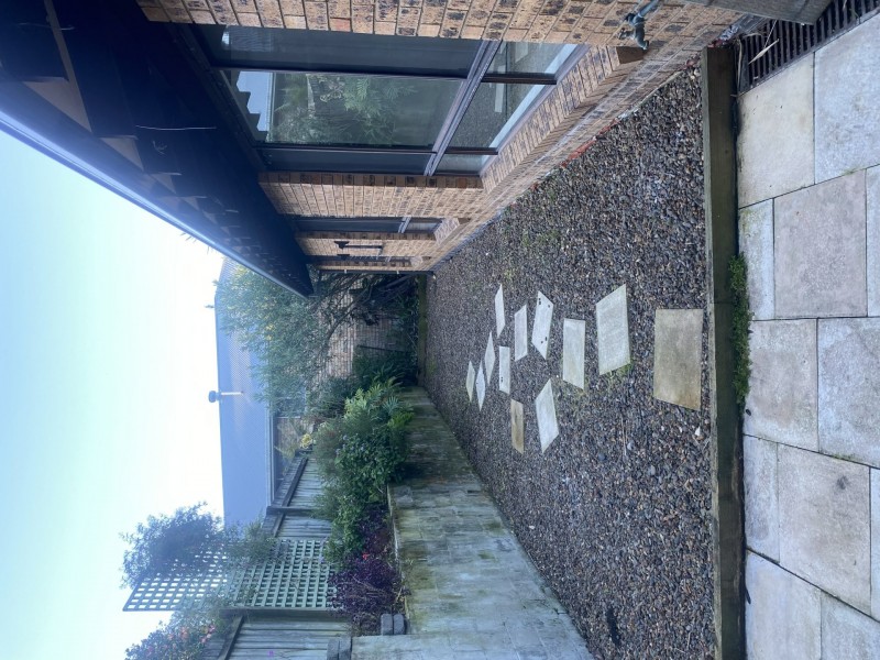 33 Pindarri Avenue, Berkeley Vale NSW 2261