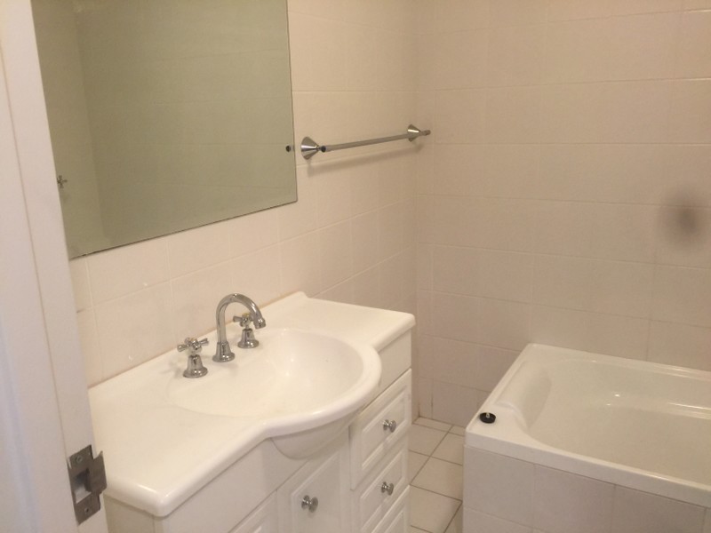 11/1-5 Bayview Avenue, The Entrance NSW 2261