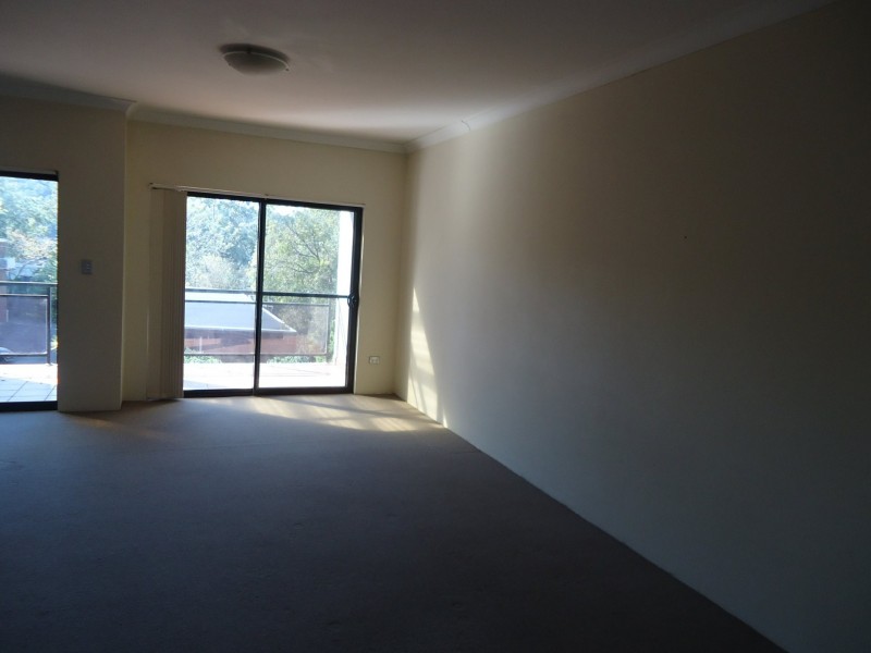 9/61 Donnison Street West, Gosford NSW 2250