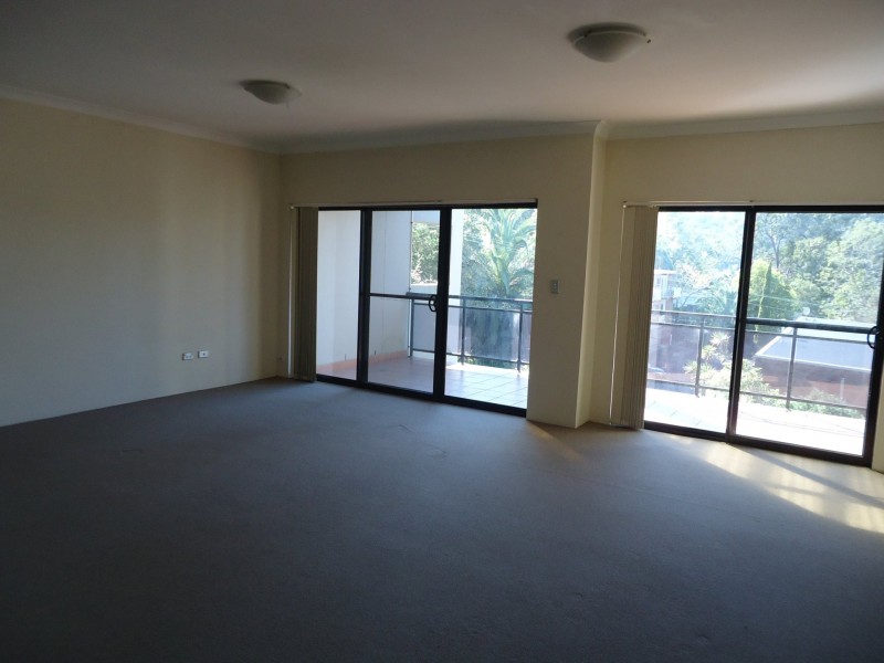 9/61 Donnison Street West, Gosford NSW 2250