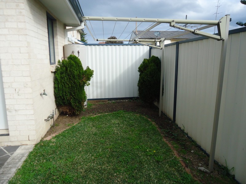 3/139 Ocean Parade, Blue Bay NSW 2261