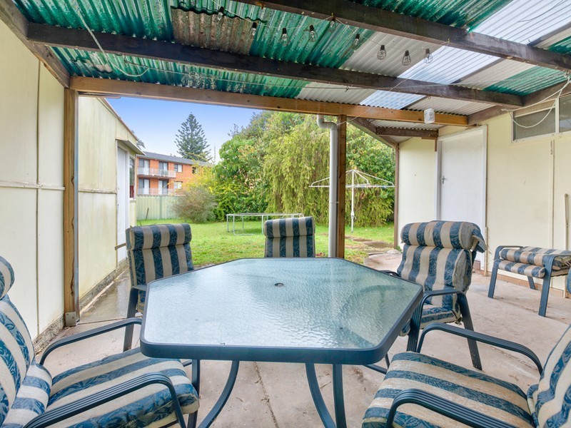 14 Bay Road, The Entrance NSW 2261