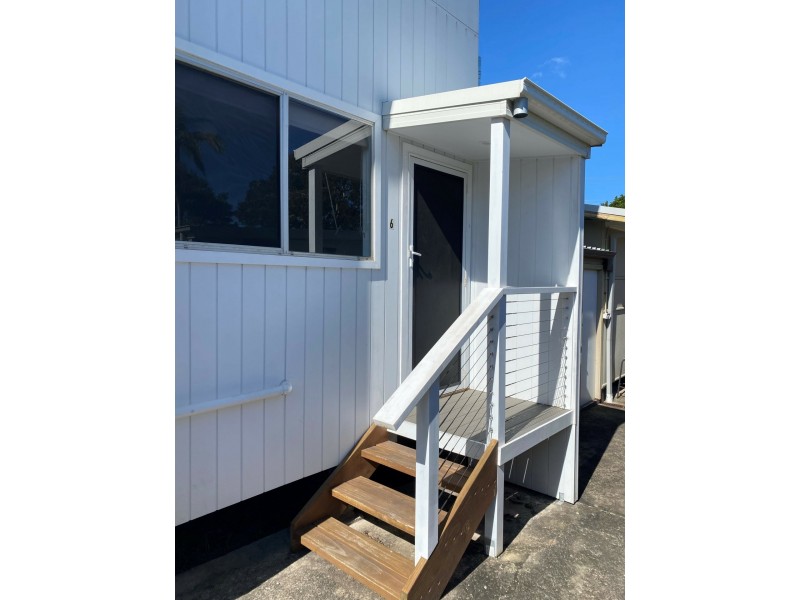 6/6 Yeddenba Avenue, Blue Bay NSW 2261