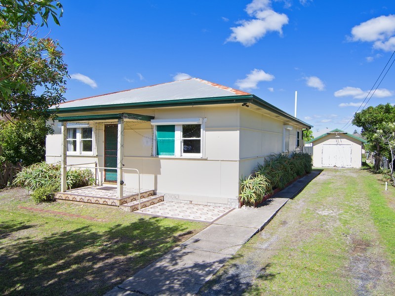 37 Coogee Avenue, The Entrance North NSW 2261