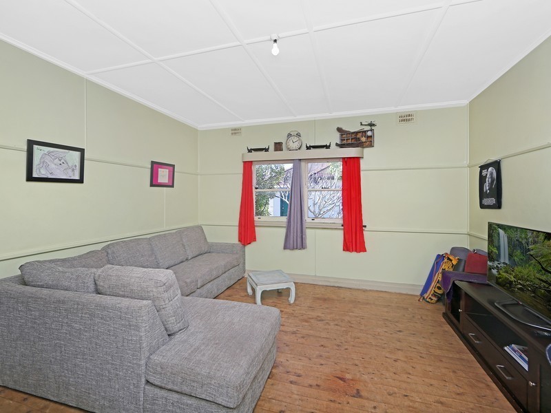 37 Coogee Avenue, The Entrance North NSW 2261