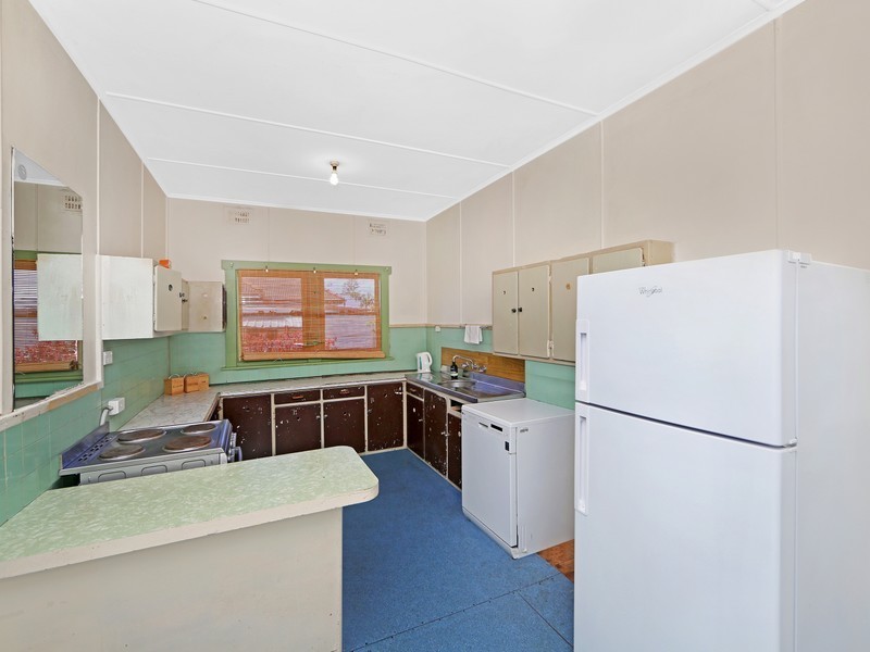 37 Coogee Avenue, The Entrance North NSW 2261