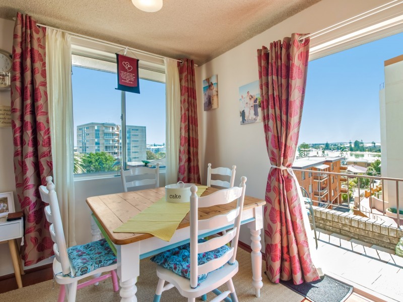 8/12 Bayview Avenue, The Entrance NSW 2261
