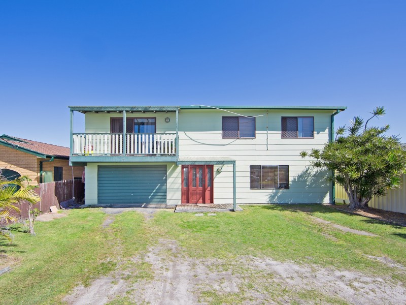 37 Bondi Road, The Entrance North NSW 2261