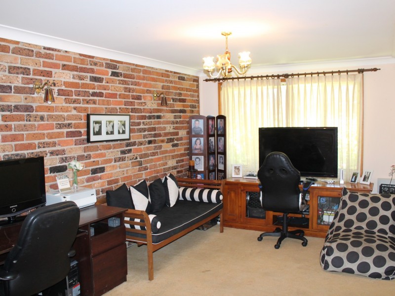 17 Bay Road, The Entrance NSW 2261