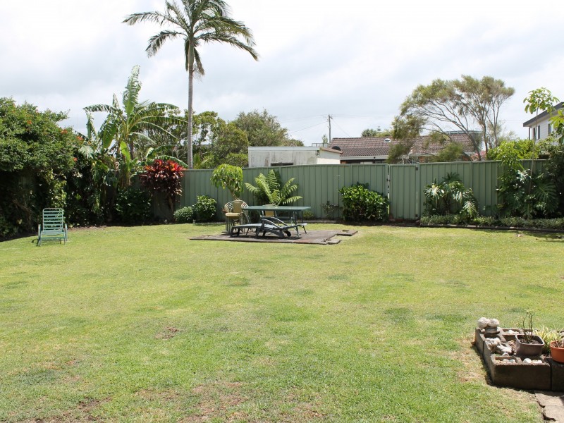 82 Pacific Street, Long Jetty NSW 2261