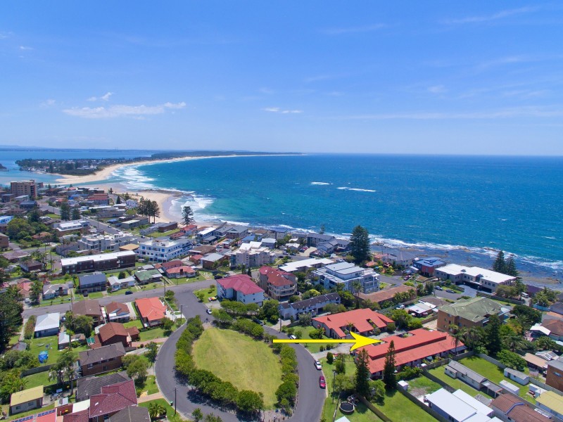 2/4-8 The Crescent, Blue Bay NSW 2261