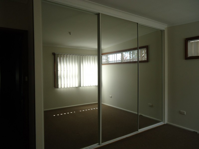 239 Lakedge Avenue, Berkeley Vale NSW 2261
