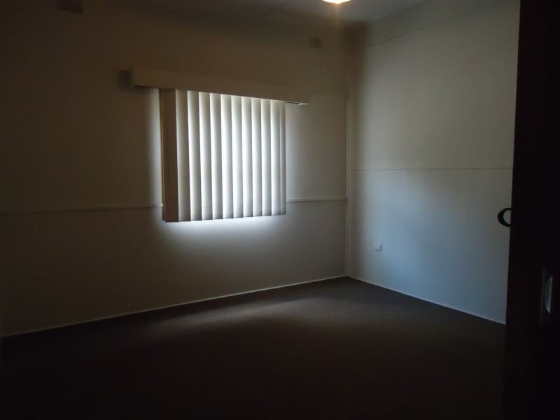 239 Lakedge Avenue, Berkeley Vale NSW 2261