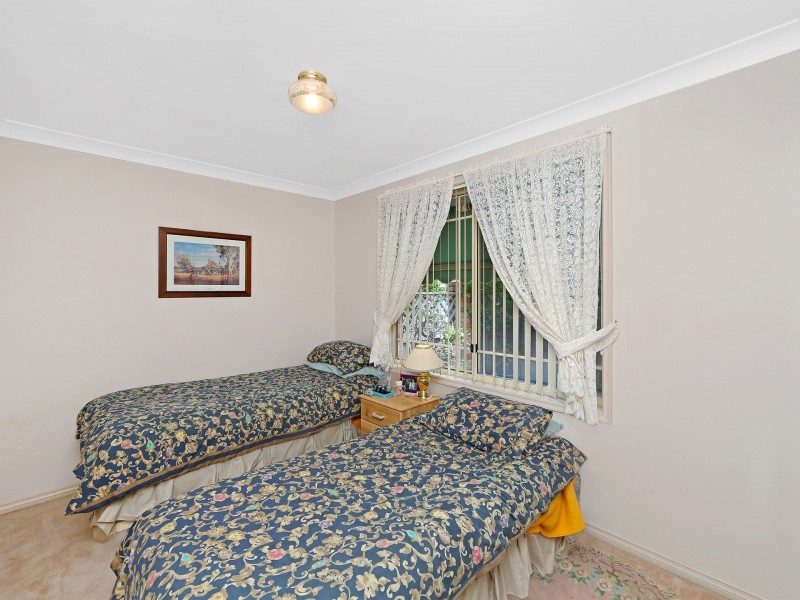 1/2-4 Yethonga Avenue, Blue Bay NSW 2261